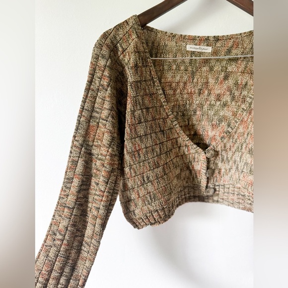 Susan Taylor New York Cropped Cardigan - Picture 2 of 4